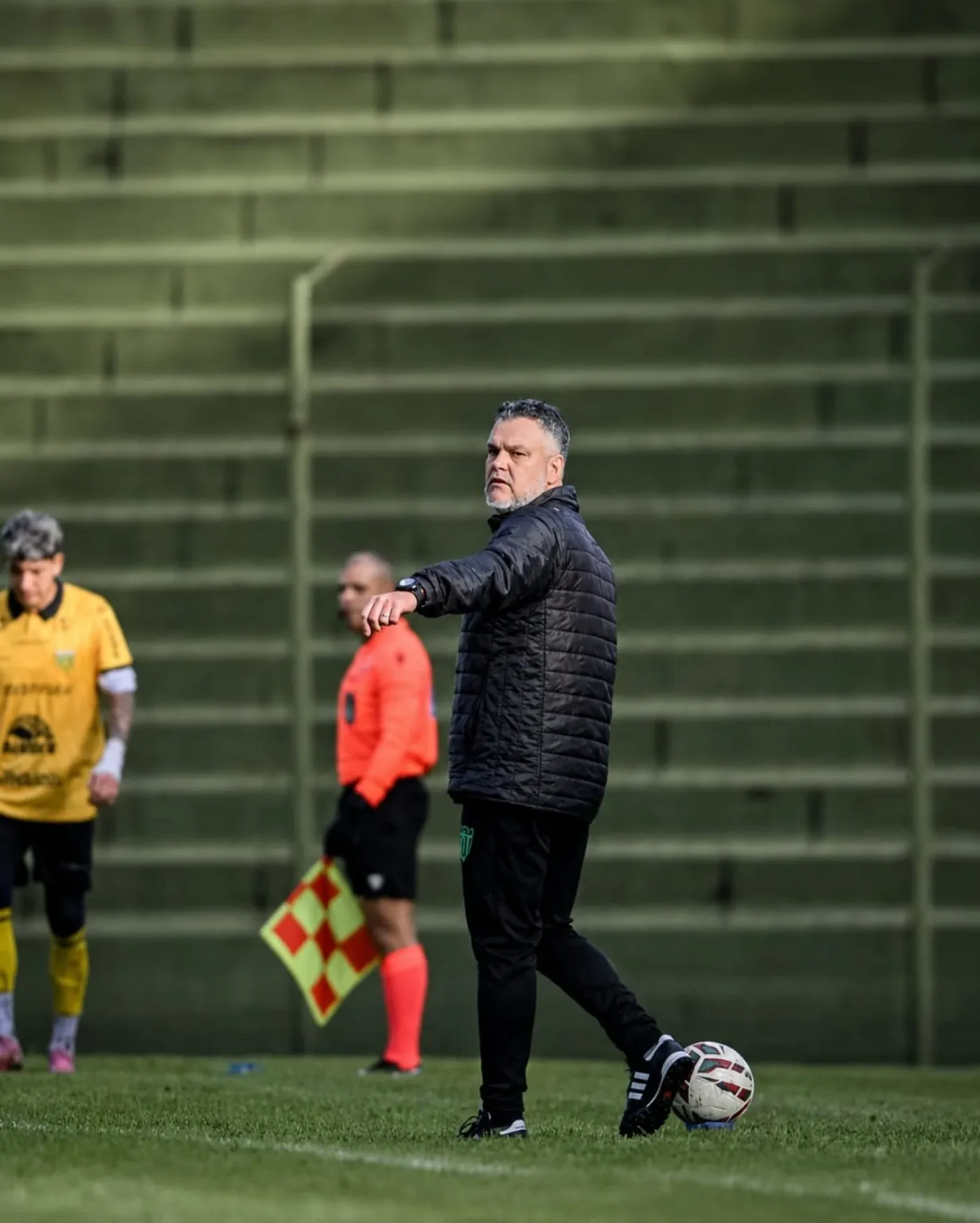 Gabardo Júnior durante a partida